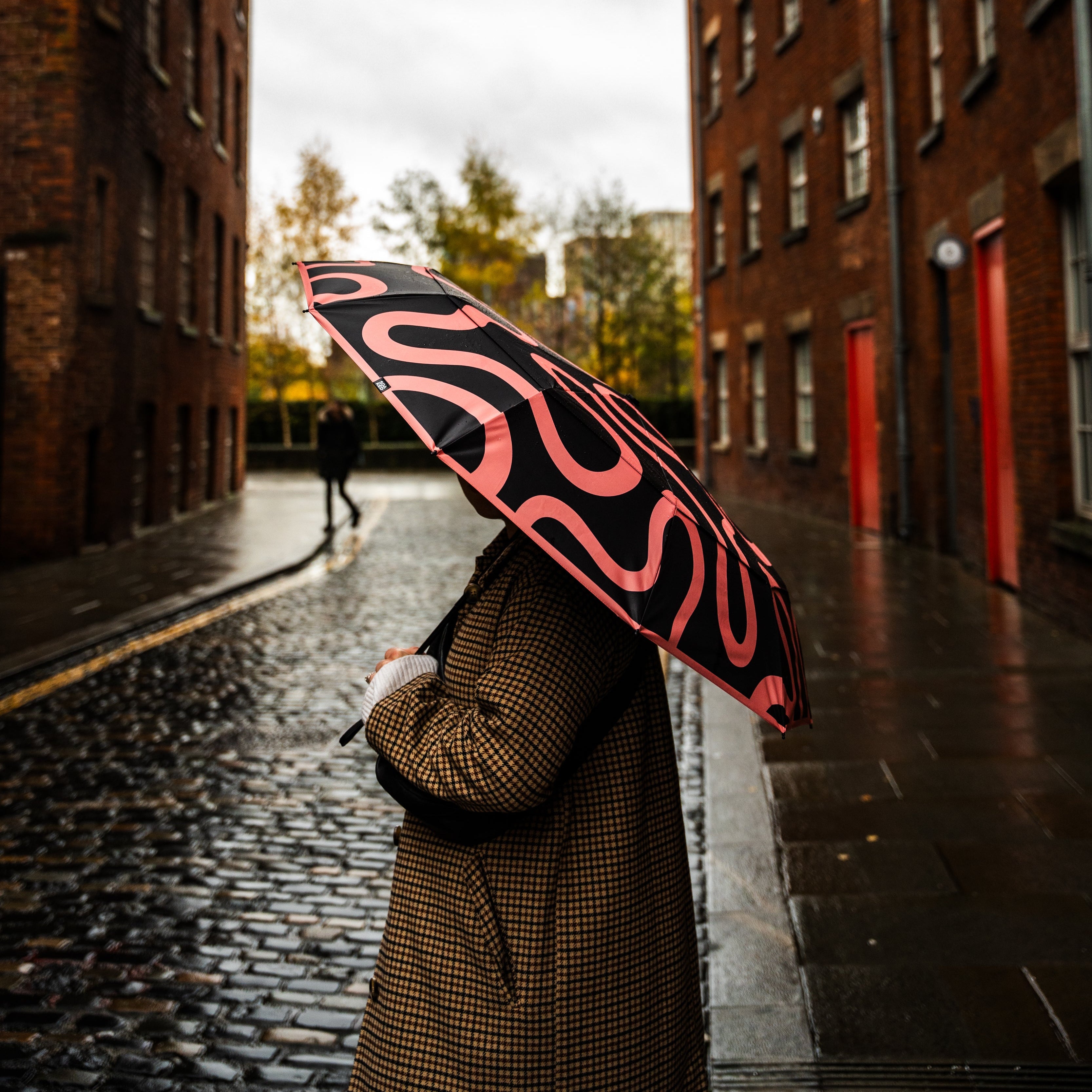 Reinforced rib structure used in SOAKED umbrellas for added durability